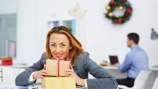 Sweeten the Season for Your Team with Top Employee Christmas Goodie Bag Ideas